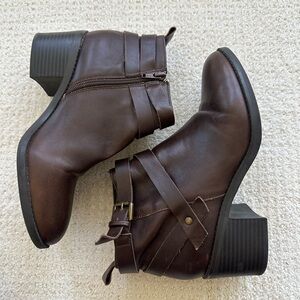 Women’s brown ankle boots